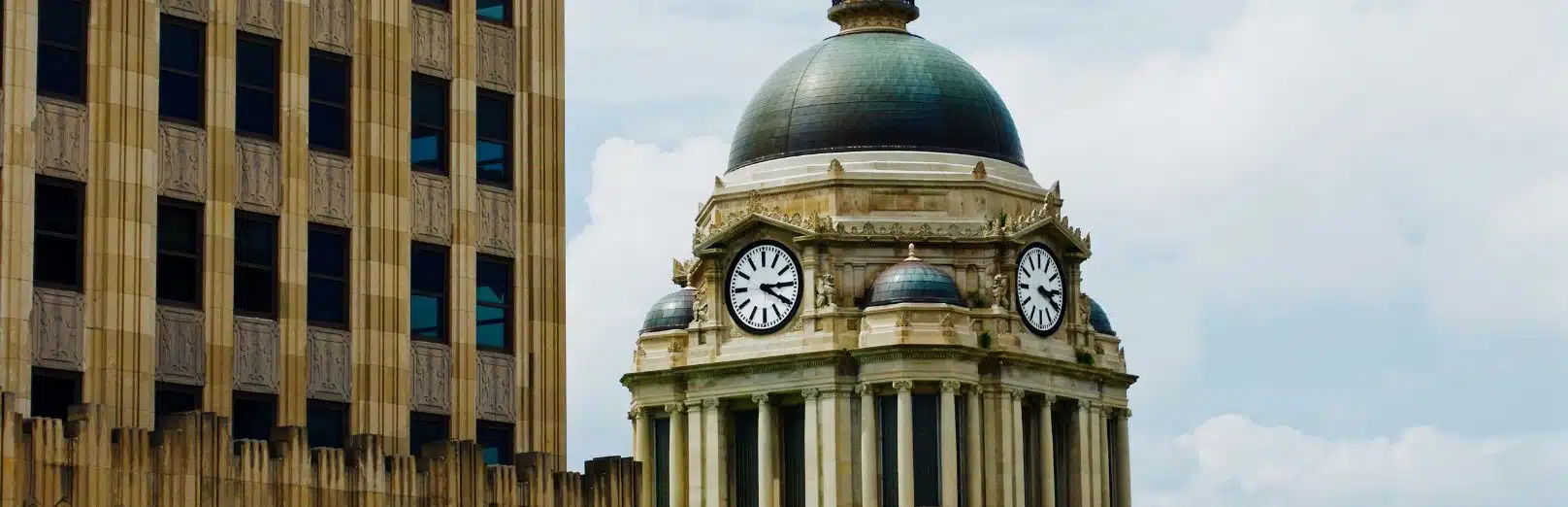 No image provided or no title added